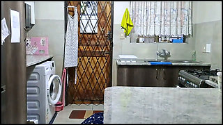 Cheating Wife Tricks Neighbour to Fuck and Dominate Her!