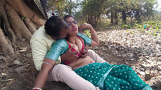 Bengali Sexy Village Wife Chitting Her Husband and Meet Her Boyfriend Outdoor, Bengali Sex Video