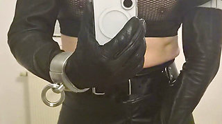 Shaking my cock in leather and latex