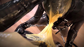 Ava Fetish-art Puts Perv in the Pussy Smell Hood