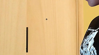 College Kings 32 Going on the Simplr Date