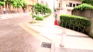 Amateur blonde tattooed babe toying her big cunt