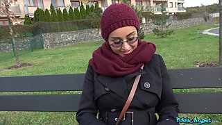 Afghan Beauty Hot Outdoor Video