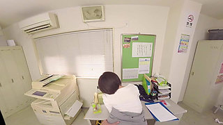 Tempting Offer From the Kansai Wife in the Back Office - 2