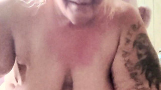 Bouncing Her Ass on Your Big Fat Cock Sucking U off so Hot