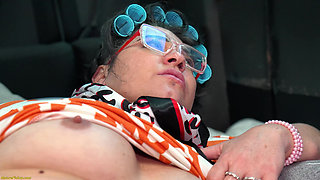 Pierced Belly Mature Gets Ass Fucked in Driving Bus