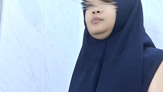 Horny Hijab Village Sister-in-Law Expose Her Sexy Naked Body While Shaving Her Tight Virgin Pussy - Minokiiko