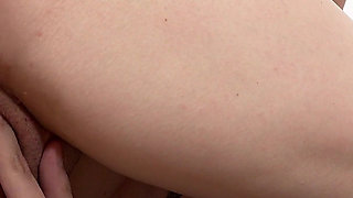 Horny Nerdy Girl Keira Flow Cums Hard Just for You