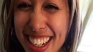 Amateur Babe Venus Sucks and Facial Outdoors