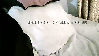 Big boob brunette masturbates on webcam